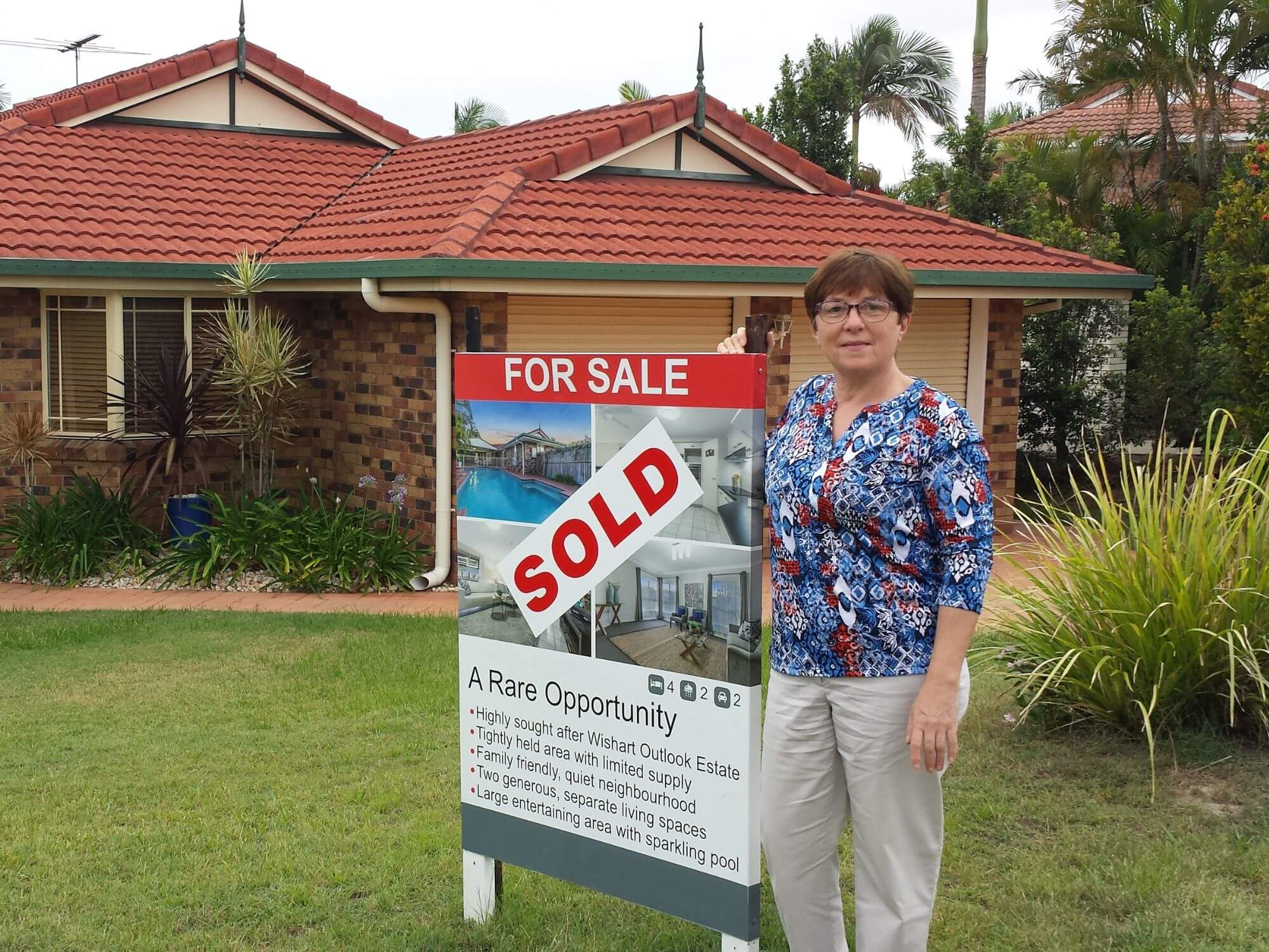 Susanna with her sold board Susanna with her sold board